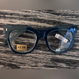 Blue Green Reading Glasses +2.50
